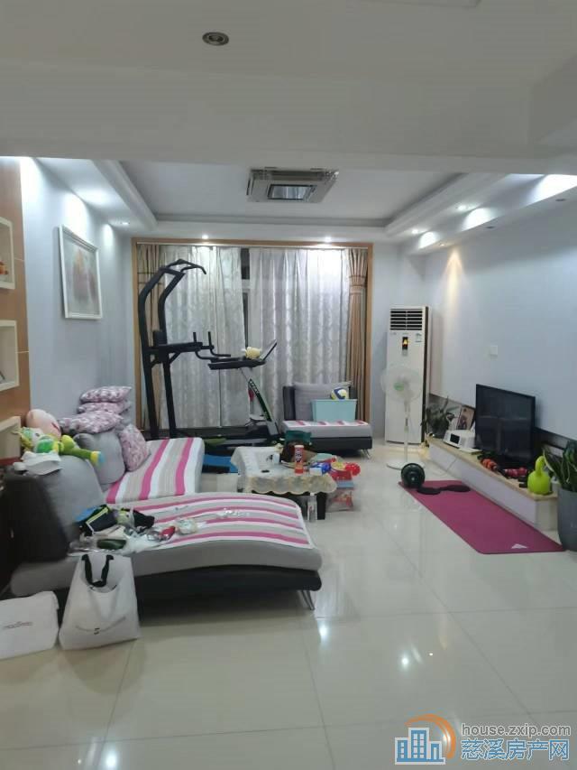 特价东兴苑3楼133平带车库储藏间普装