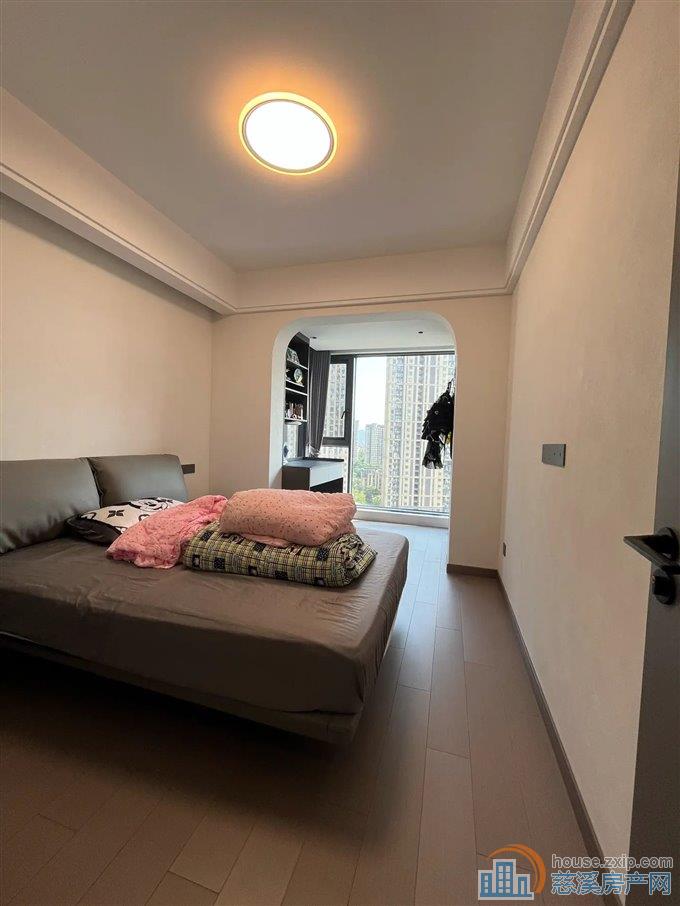 江樾潮启 城南精装4房拎包入住带车位