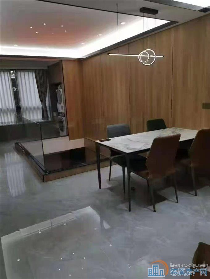 复地二期1复地下室198平精158.8万