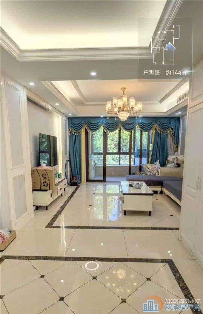 复地一期2楼144平149万，精装修