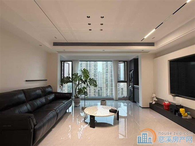 江樾潮启130平好楼层带车位220万