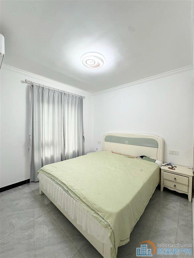 银杏小镇127平142万黄金楼层东边套