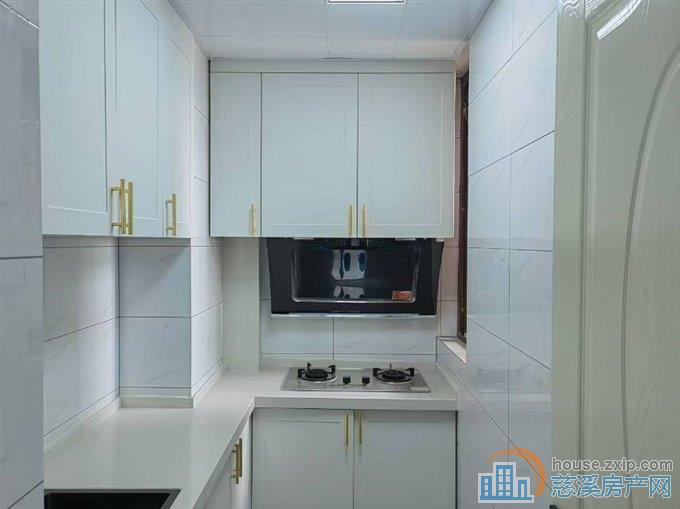 尚德家园63平楼层佳2室精装71.8万