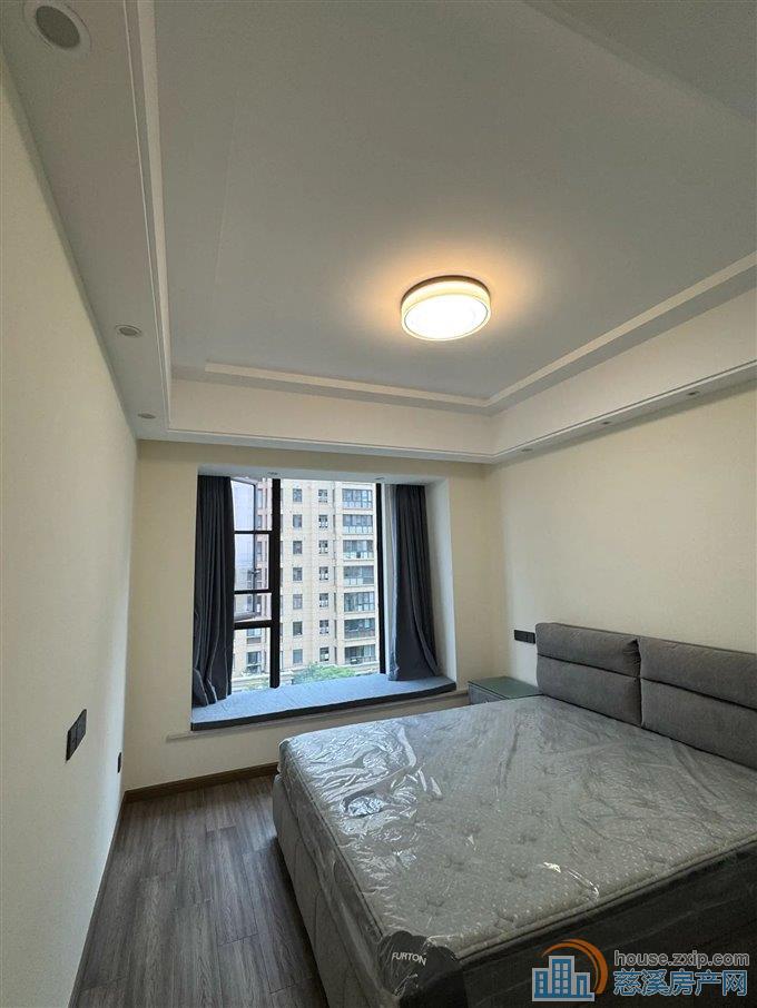 元亨雅园 婚装 送车位 楼层好