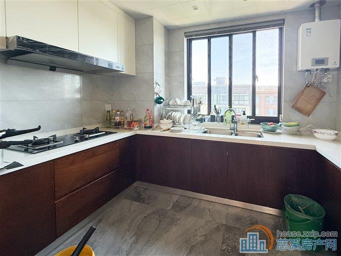 祥生望玥府 精装 带车位杂物间 明月书院