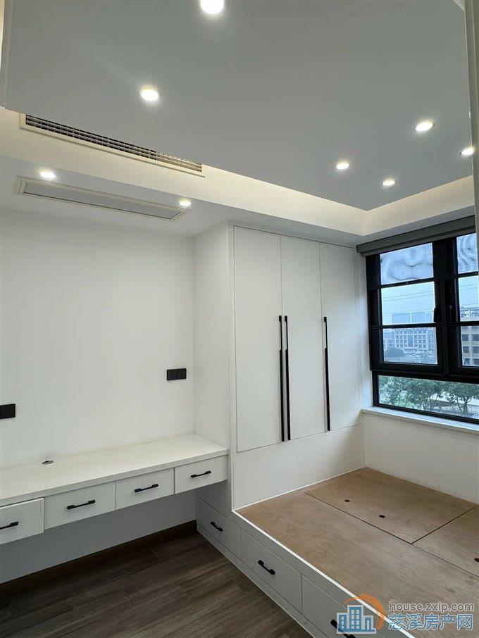 特价 元亨雅园 全新婚装50万未入住