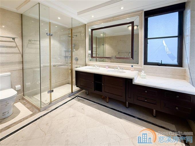 金地鸿悦豪华装修345万