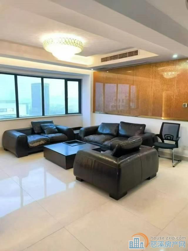 时代华都中间楼层180平精装162万