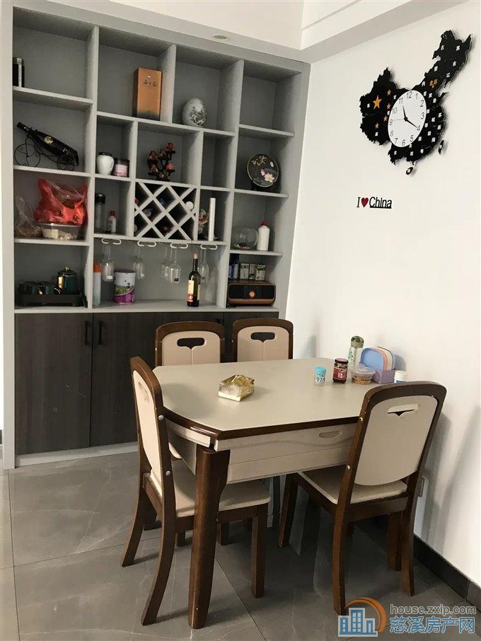 明月佳苑 精装91平115万