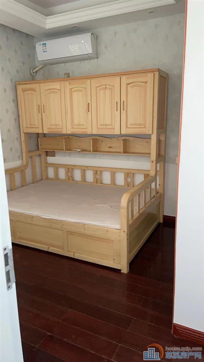 出租明月佳苑90平2600每月