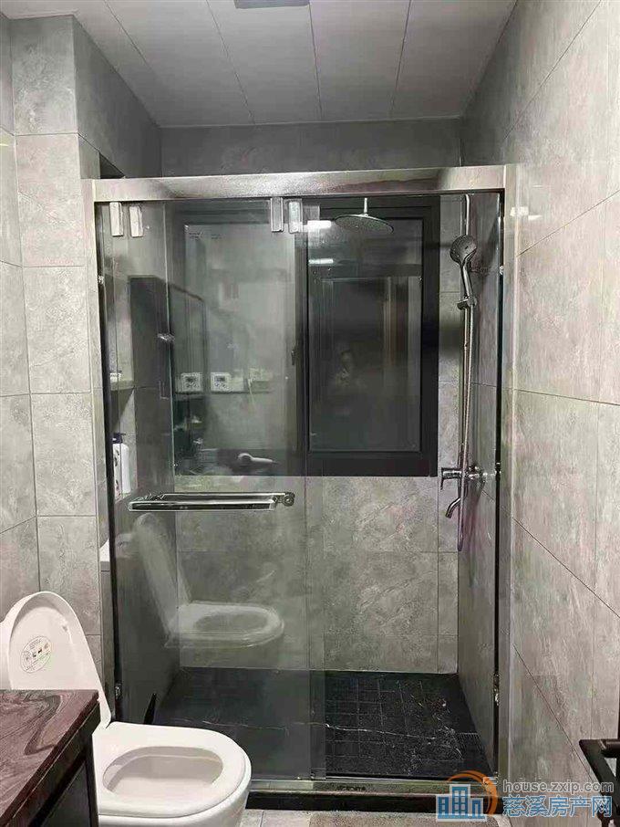 阳光城二期143平方朝南四间