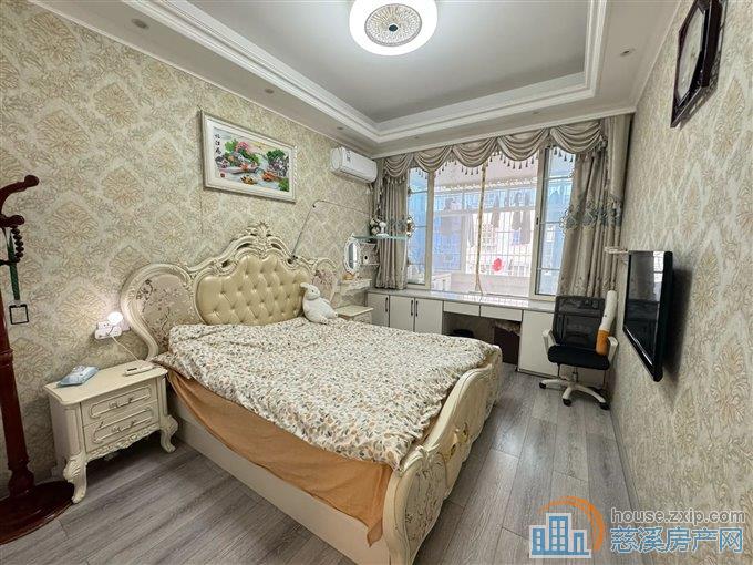 吉祥新村四区150平148万送车库