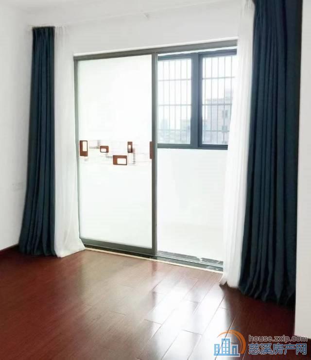 人和家园107平新装中间楼层112万