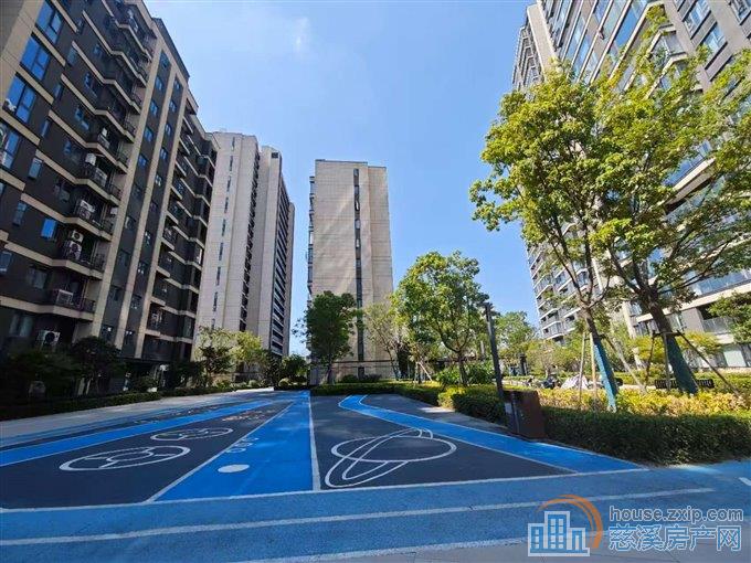 特价急卖江樾潮启130平➕车位188万 