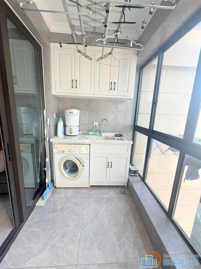 君悦湾花苑131平140万满五唯一免个税