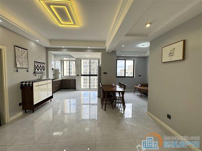 鸣北小区3室2厅1卫