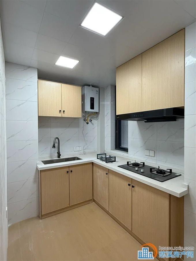 新潮塘 60平 92万 精装 文锦书院