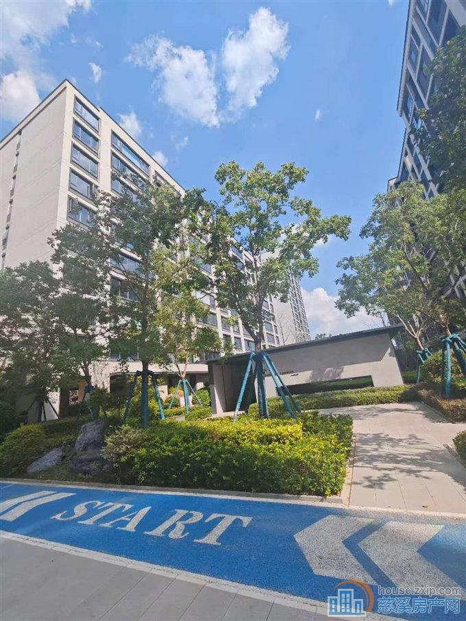新城河旁边红星檀府140+车位直接钥匙在