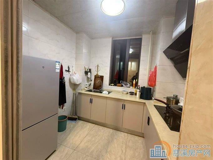 捡漏：峙山庄园86平好楼层 满五唯一