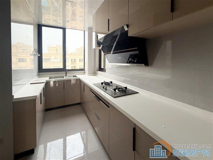 尚德家园 坎墩精装房拎包入住带车位