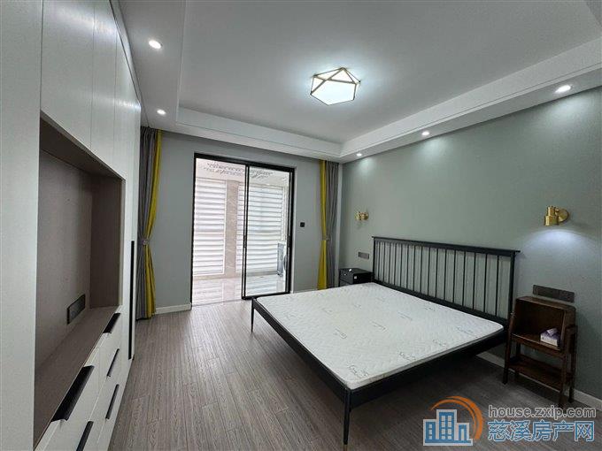 鸣北小区3室2厅1卫