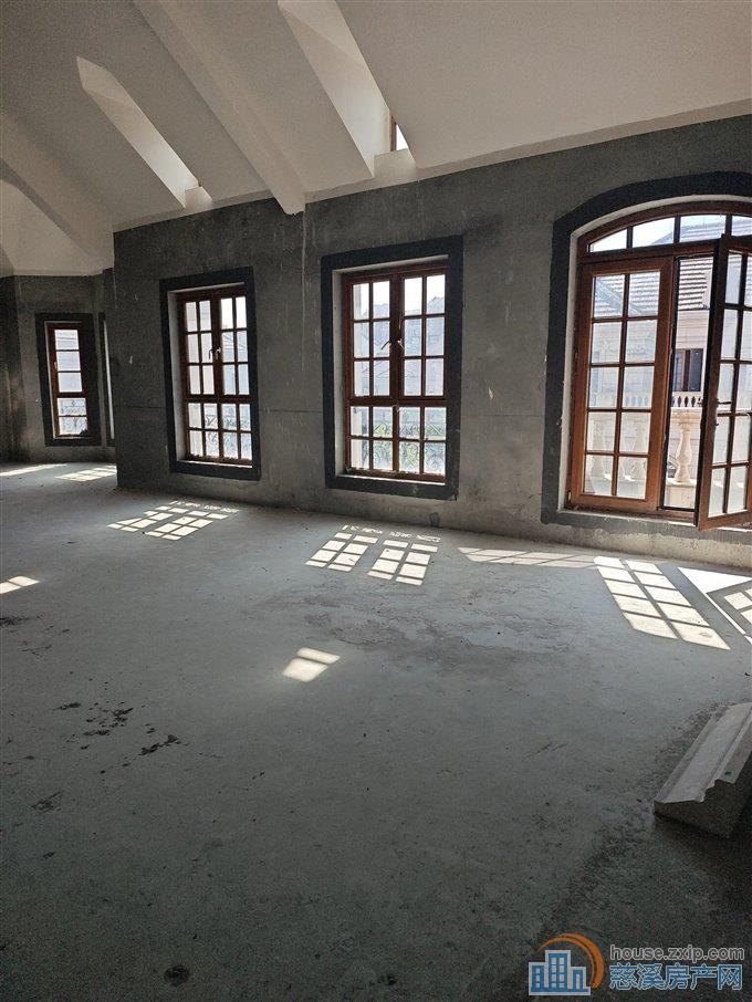 峙山庄园 稀独栋别墅 大花园 1200万