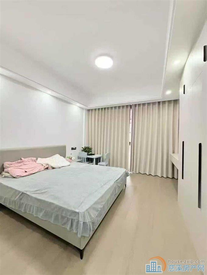 界牌142平方车位175万