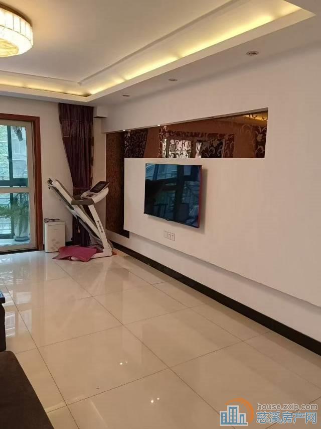 东方明珠恒温楼138平老装大车位148万