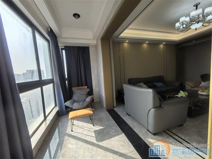 元亨雅园143平满五唯一精装