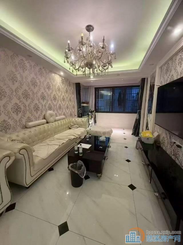 特价景芳园77平储物间精装4楼55.8万