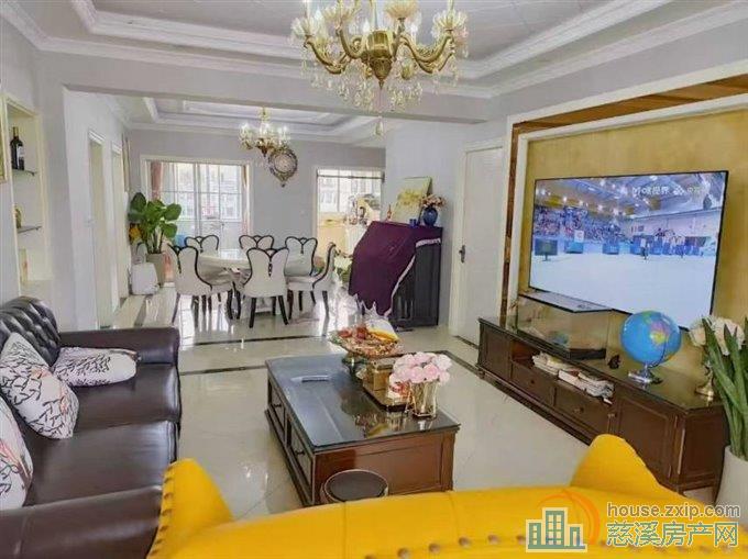 城市星光苑电梯房156平精装158.8万