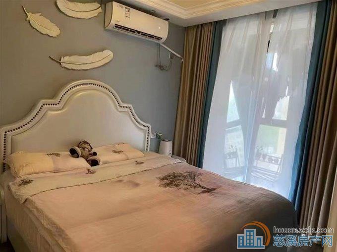 新潮塘60平米 +车位豪华精装89万