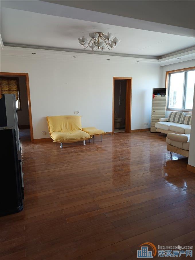 虞波西苑5楼121平方米85万