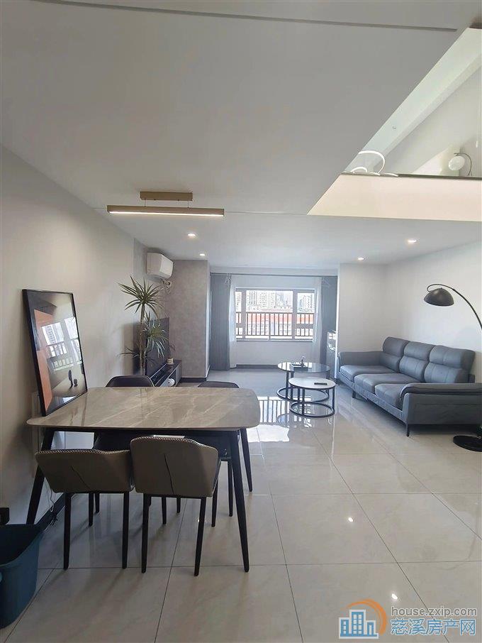 广宇大厦   精装  拎包入住