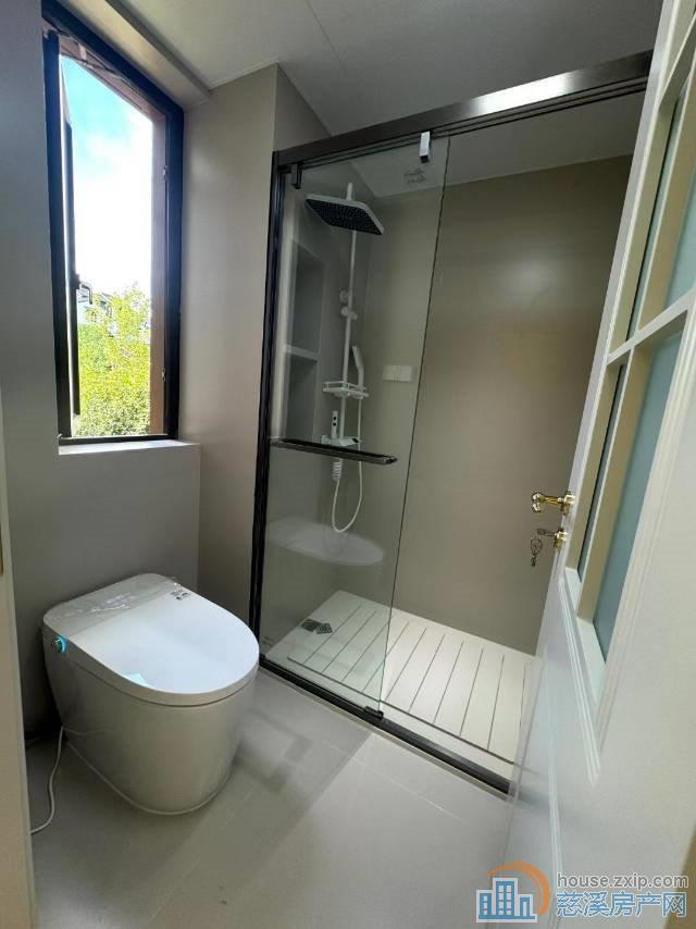 蔚蓝云图85平位置佳3室豪装119.8万