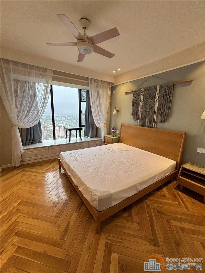 阳光城一期3开间朝南