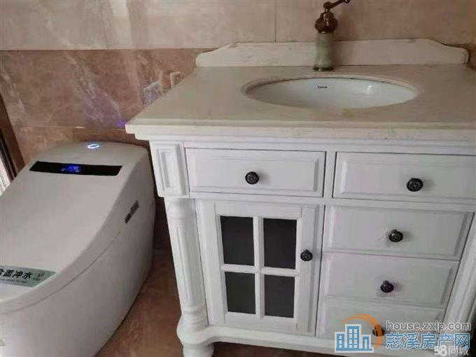 元亨雅园一期小高层143平精装230万