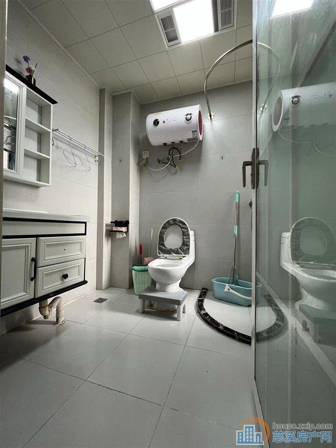 新潮塘北苑 精装修 90平112.8万