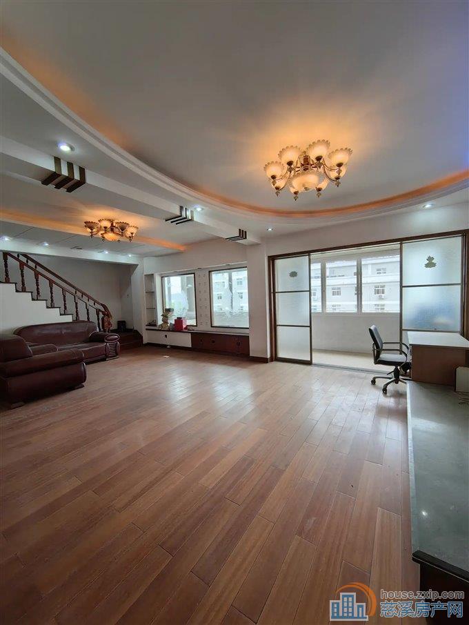 诚心出售中兴小区154平138万