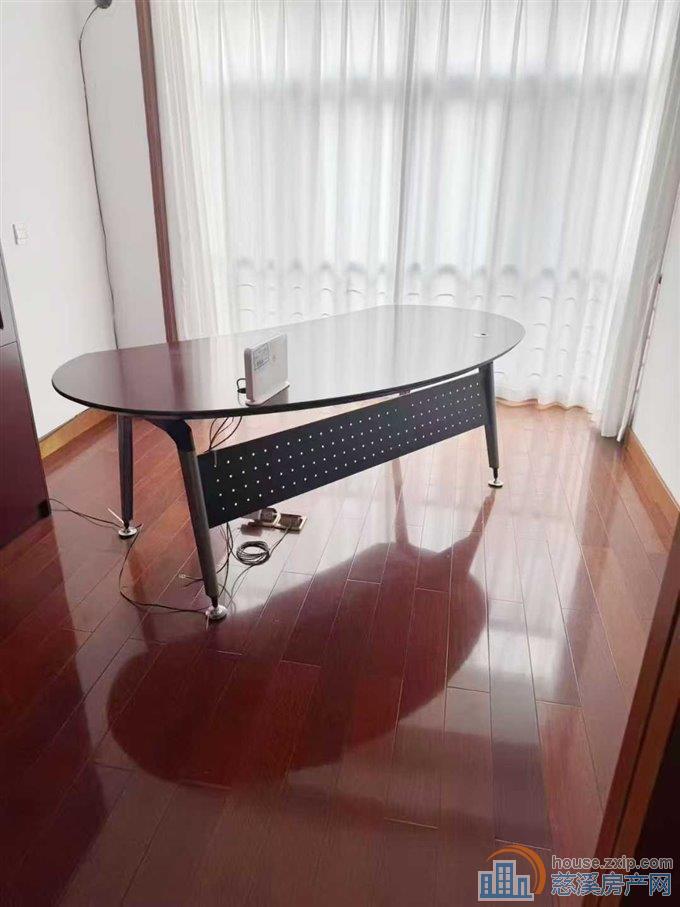 东方明珠一复二238平精装直接房源钥匙在