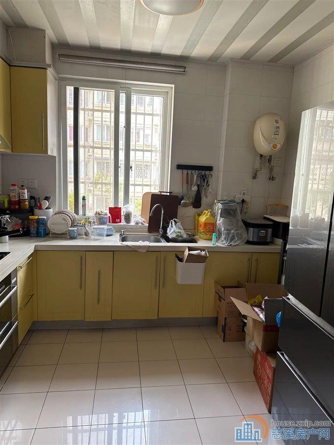 诚心出售彩虹家园150平178万