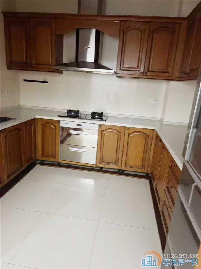 东方明珠一复二238平精装直接房源钥匙在