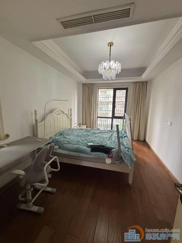 枫华富地楼梯洋房128平好楼层122万