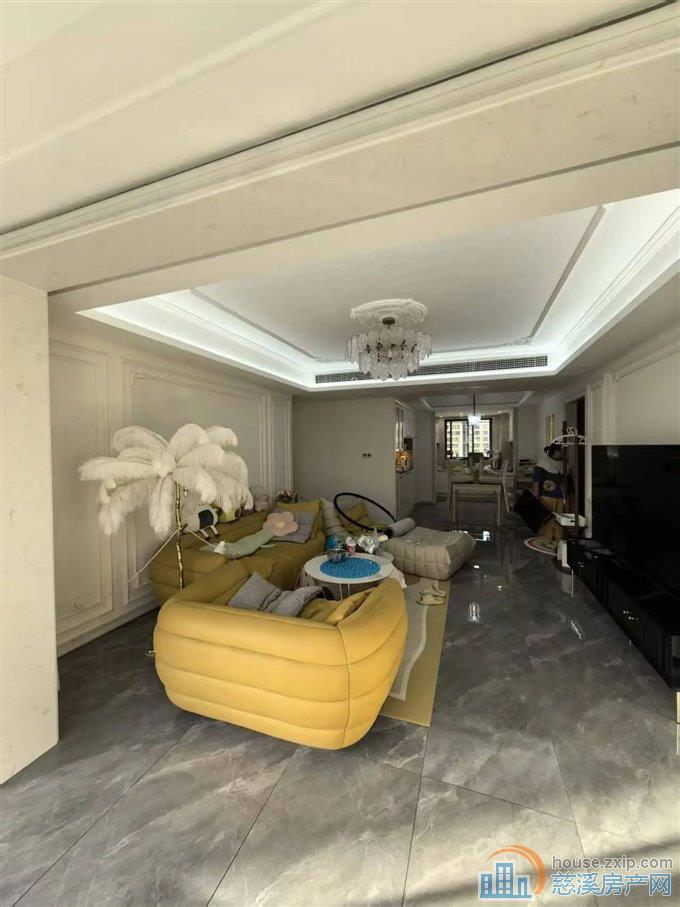 悦华府 精装140平方222万带车位