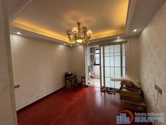 元亨雅园113平153万精装送车位