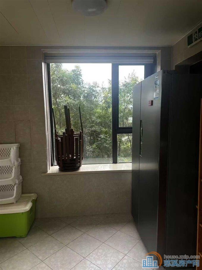 特价房金地鸿悦大平层美式豪装279.8万