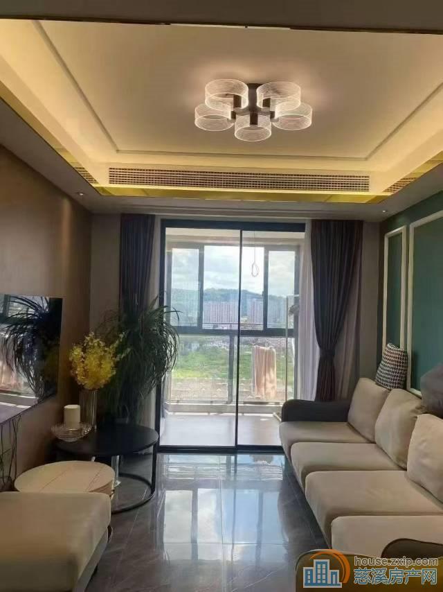 鸣北小区105平层佳精装车位117.8万