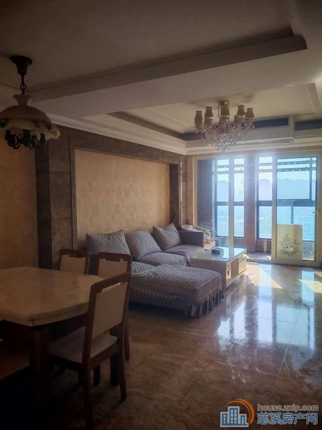 提香公寓90平2室精装车位2700元直