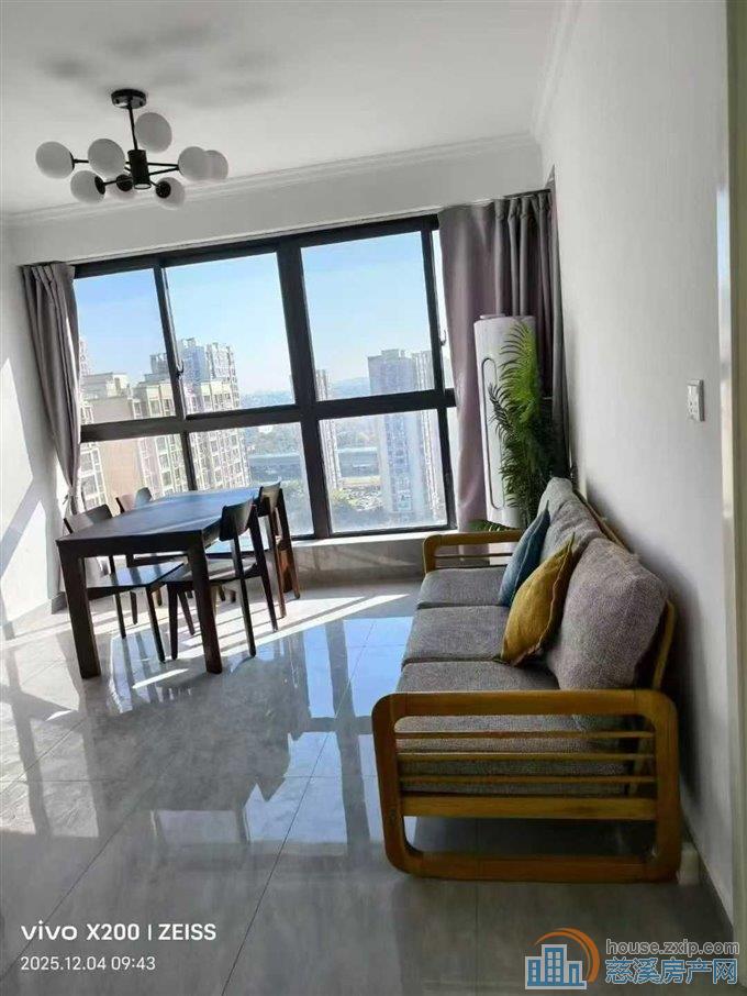 出租观湖佳苑精装修