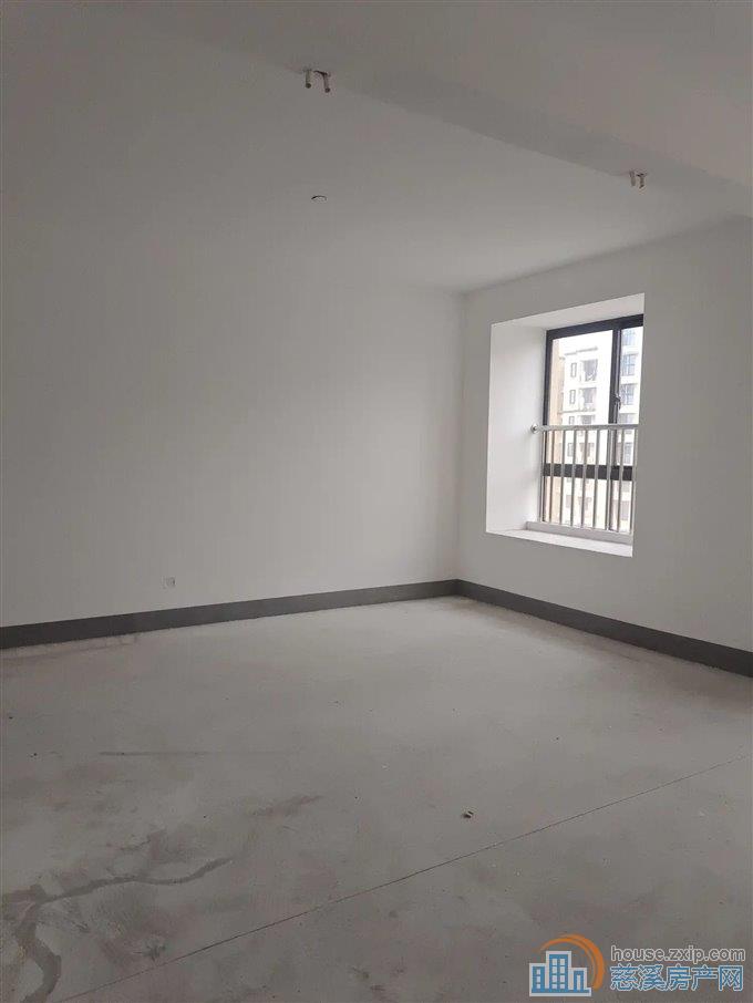 观湖佳苑140平黄金楼层南北通透仅155